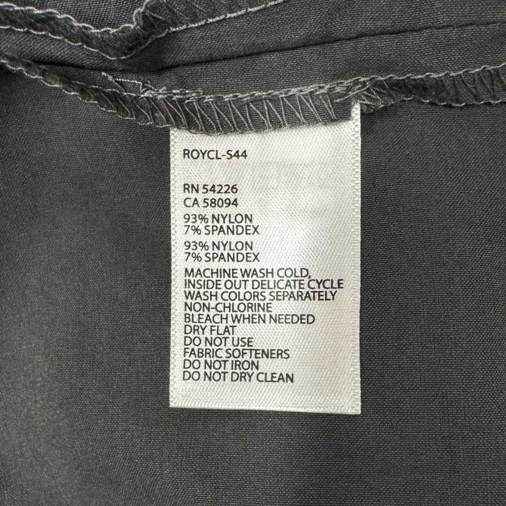 Royal Robbins, Size 6, Gray Embossed Discovery Skort Lightweight Activewear NEW - Picture 13 of 15